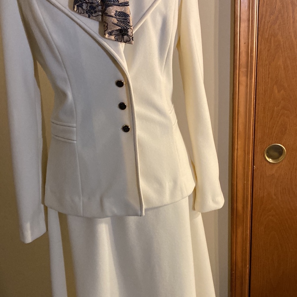Strait Lane 2 piece Ivory ladies suit dress size vintage 16 - Picture 2 of 10